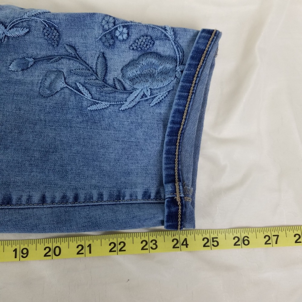 Chico's Perfect Stretch Girlfriend Slim Leg Ankle Jeans Floral Blue Size 2.5 14 - Picture 7 of 10